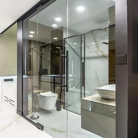 아파트 Super-apartamenty Vip Jacuzzi Ii *