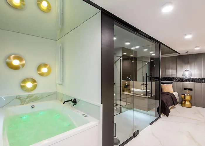 Super-apartamenty Vip Jacuzzi Ii Apartment